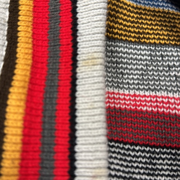 M017 // Fab Vintage Hoodie Cardigan - Aztec Inspired // M - Picture 4 of 4